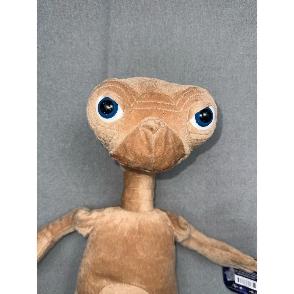 NWT 2001 Toys E.T. Extra-Terrestrial Plush 28